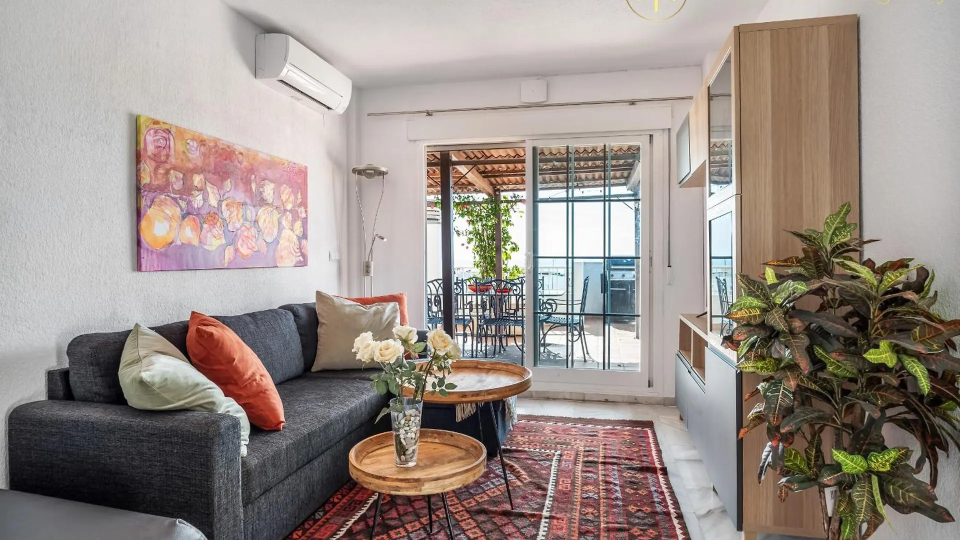Big Terrace Retreat And Only Steps From Beach & Town La Herradura  Apartment La Herradura (Granada)