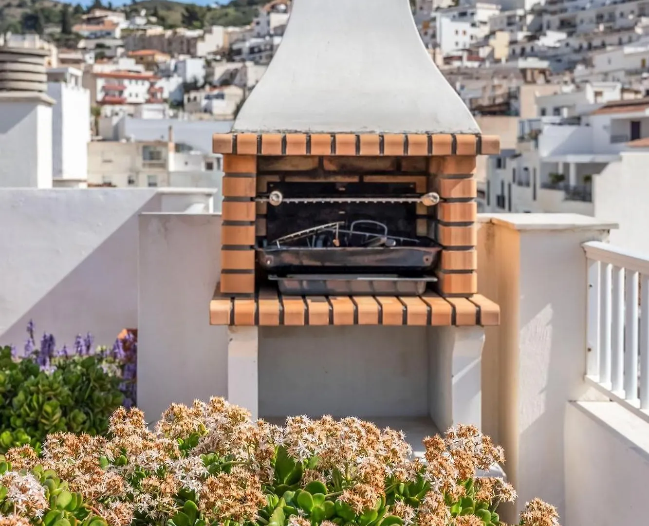 Big Terrace Retreat And Only Steps From Beach & Town La Herradura  0*, La Herradura (Granada) Spain
